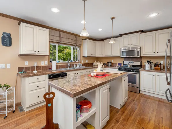 1 Sage Drive, Tilton, NH 03276