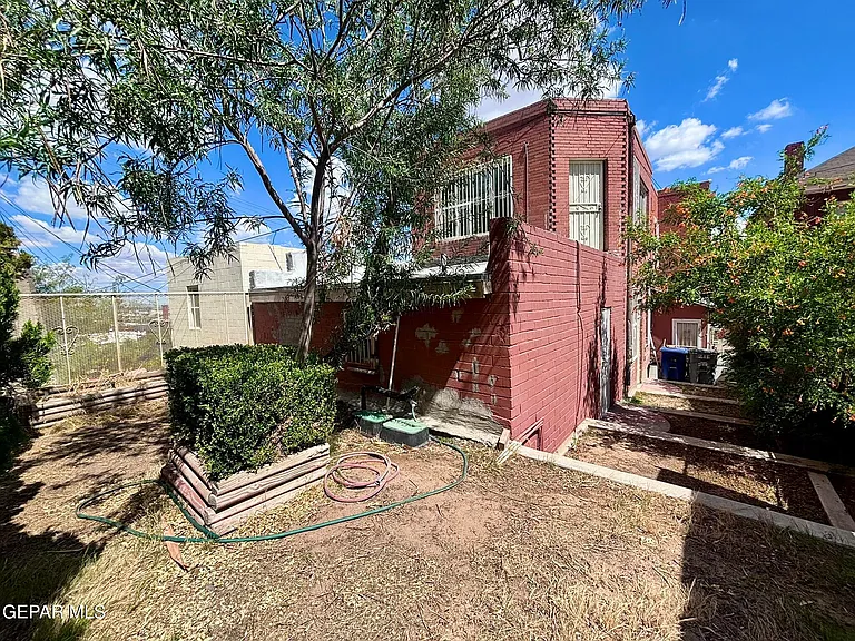 215 W Rio Grande Ave — Photo 24