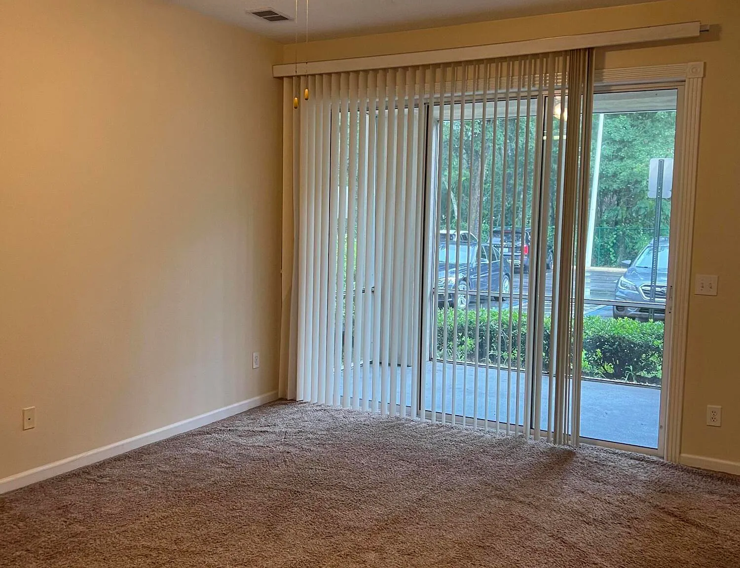 8601 Beach Blvd — Photo 4