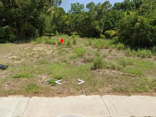 14 E St #16, Frostproof, FL 33843