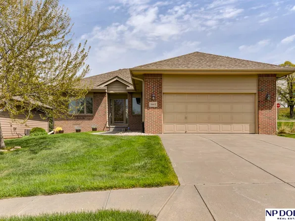 14602 Berry Cir, Omaha, NE 68137