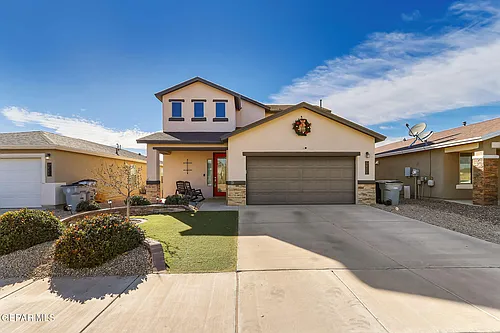 3921 Desert Dunes Dr Photo 1