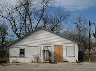 906 S Martin Ave, East Prairie, MO 63845