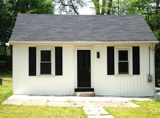 408 4th Rd, Wappingers Falls, NY 12590