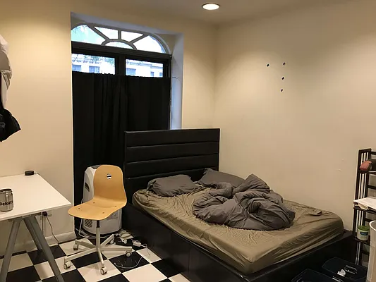 Rented by Landmark Resources | media 40