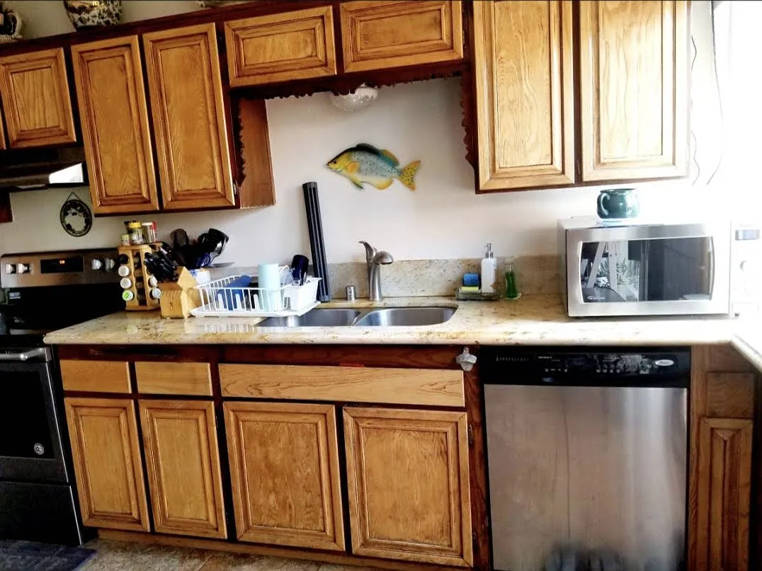3 bed, 1200 sqft, $3,200 — Photo 4