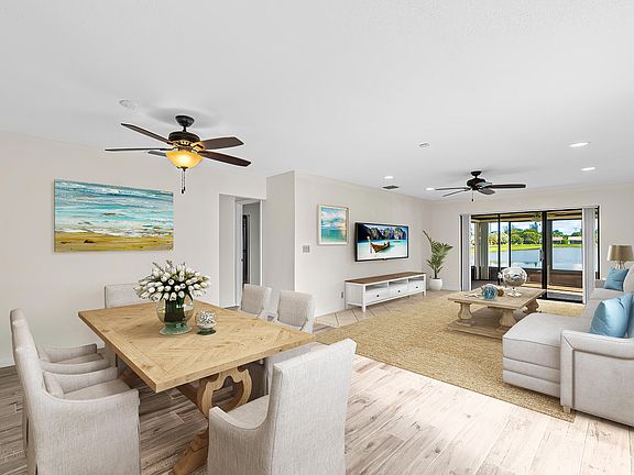 4th image of 5397 Mirror Lakes Boulevard