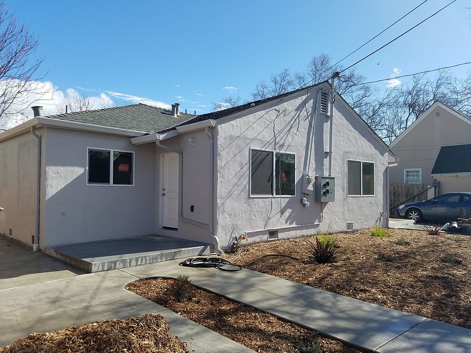 1st image of 682 S 10th St