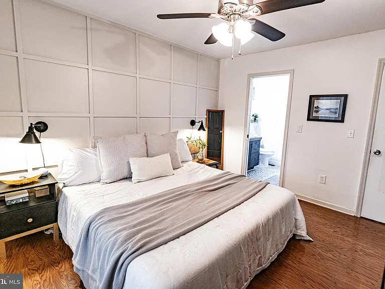 207 Madison Cir — Photo 22
