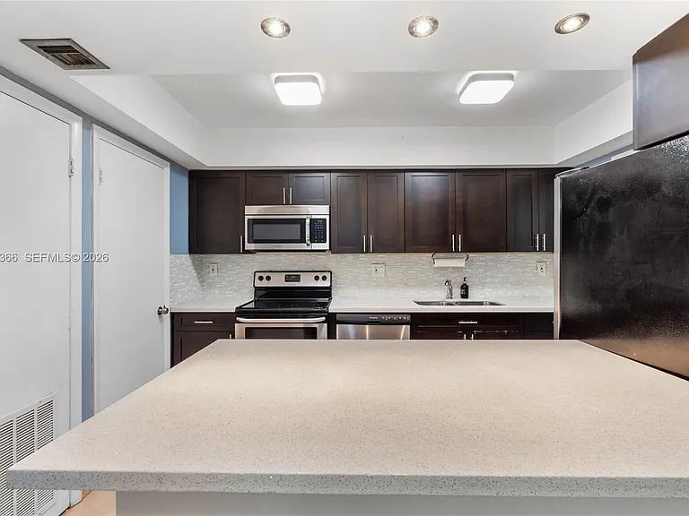 8401 SW 107th Ave #144E — Photo 9
