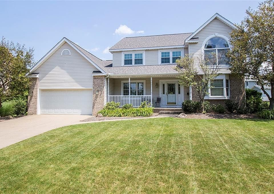 1st image of 3670 Julie Ct