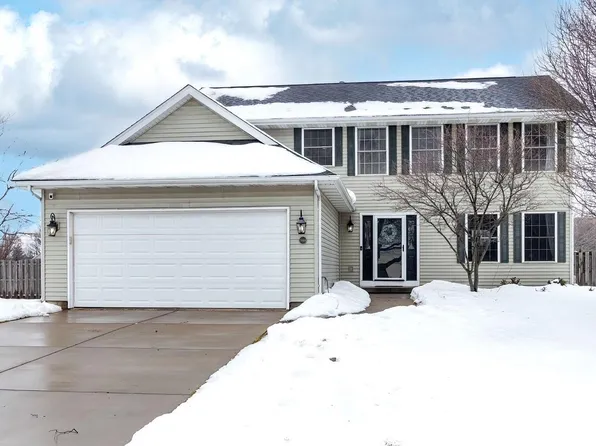 5144 Coventry Ct, Davenport, IA 52807