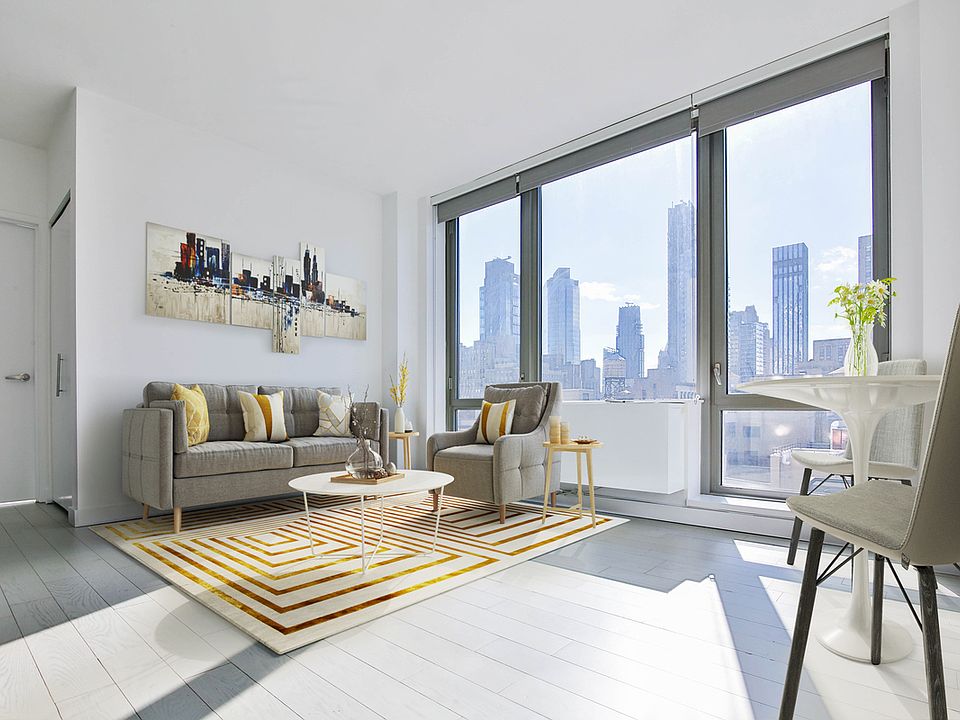 1st image of 3 W 36th St #C17
