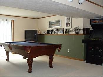3rd image of 14 Yorkshire Ln