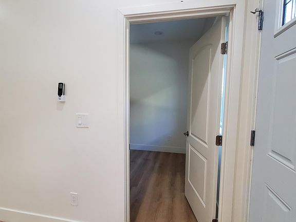 3rd image of 640 Imperial Ave #13