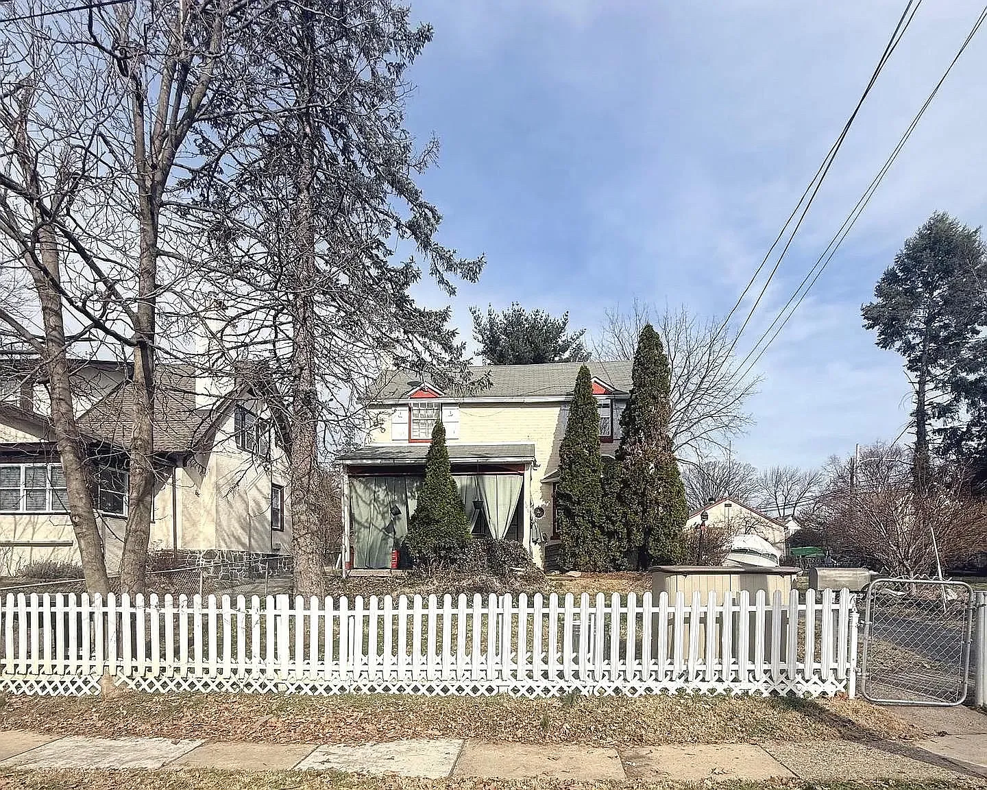 2 bed, 750 sqft, $1,350 — Photo 1
