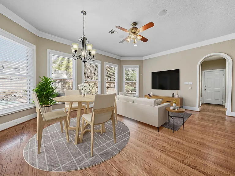 13714 Gainesway Dr — Photo 14