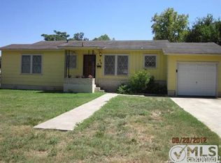 210 Aviation Ave, Schertz, TX 78154