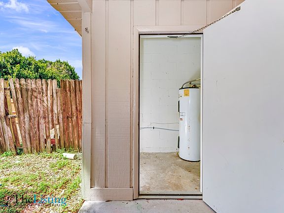 4th image of 12290 Huntsman Ln #1
