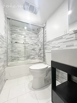 Rented by Bohemia Realty Group | media 6