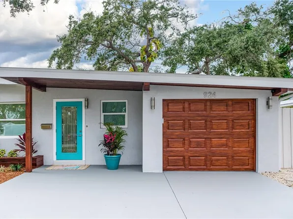 924 RIVIERA STREET, VENICE, FL 34285