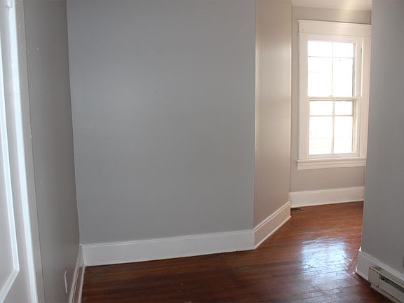 5th image of 1121 Dearing St #A