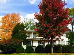 1118 Overton Lea Rd, Nashville, TN 37220