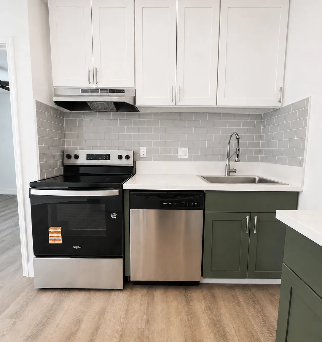1 bed, 400 sqft, $1,250 — Photo 2