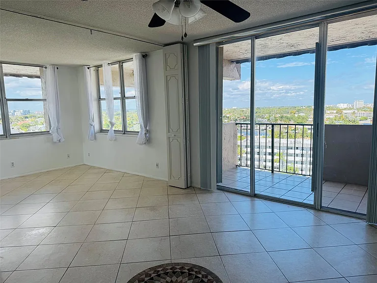 777 S Federal Hwy #16 — Photo 5