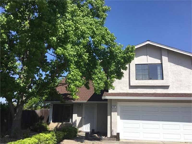 1st image of 64 Dunes Way