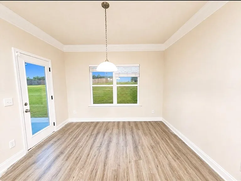 757 Laurel Cove Dr — Photo 15