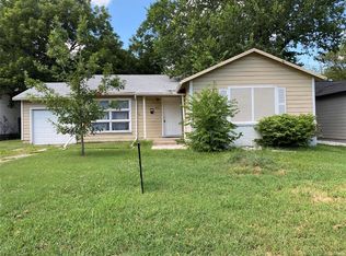 4913 Vicki St, Haltom City, TX 76117