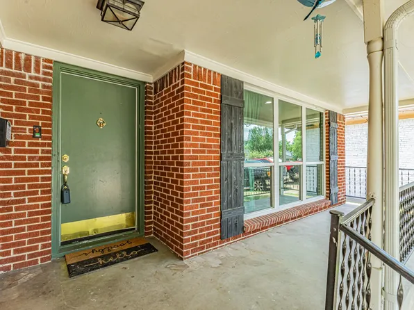 3520 Loganwood Dr, Dallas, TX 75227