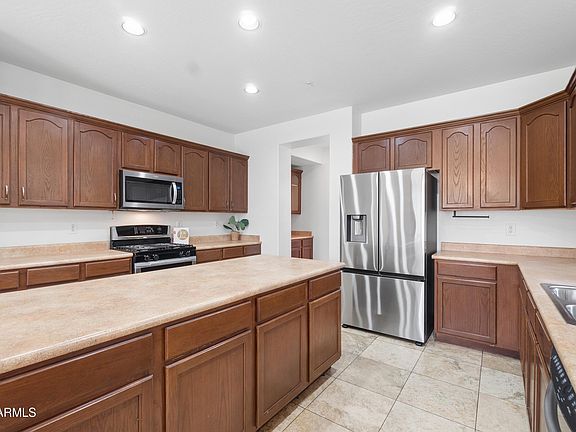 3rd image of 14467 W LA REATA Avenue