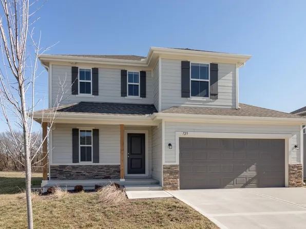 725 Shane Ln, Belton, MO 64012