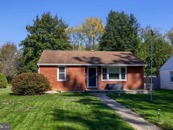 1007 Midway Ave, Lancaster, PA 17601