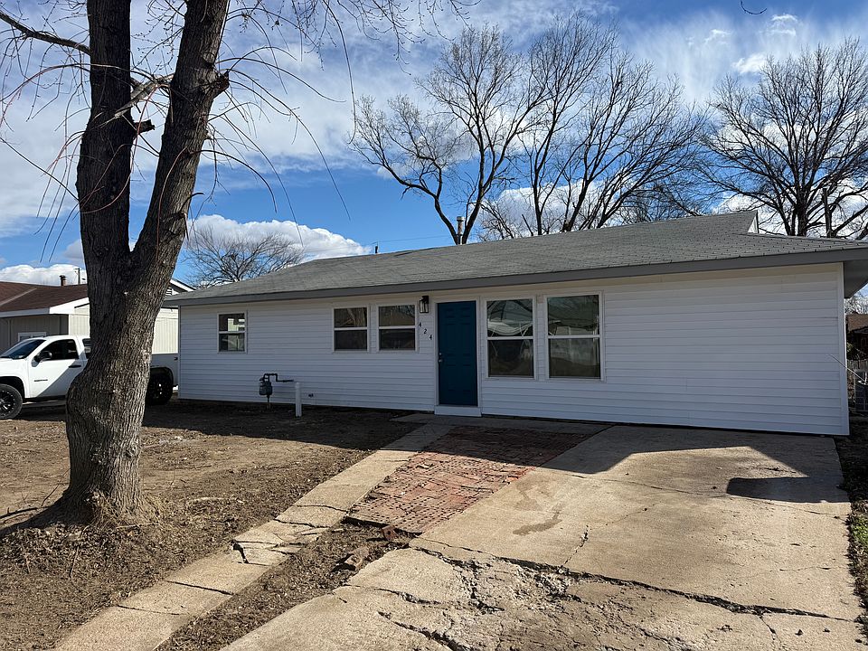 1st image of 424 Lindenwood Dr
