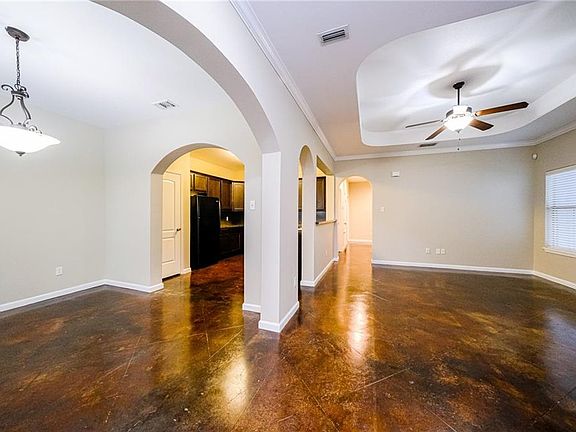 4th image of 4019 Oak Bay Dr APT B