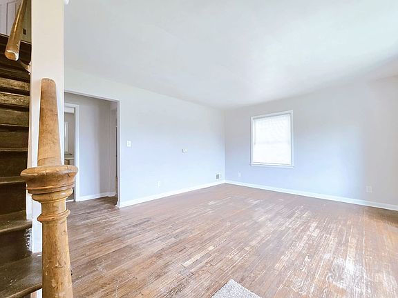 3rd image of 1911 Milburn Blvd
