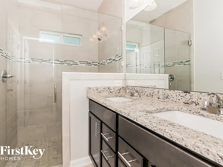 3241 Bowden Rd S — Photo 9
