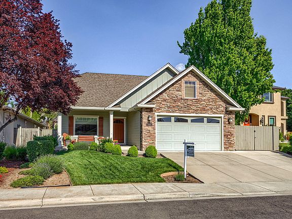 2nd image of 1229 Quail Hollow Dr