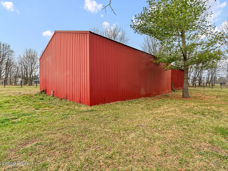 58 Riverside Ln — Photo 39