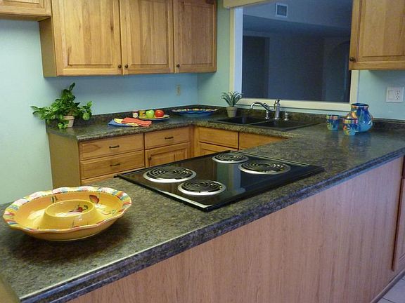3rd image of 2916 E Vista Dr