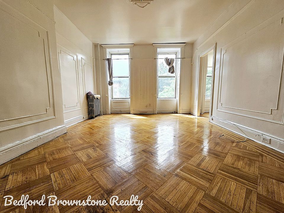 1st image of 455 Willoughby Ave APT 2