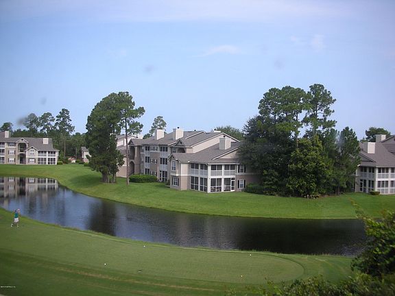 2nd image of 13810 N Sutton Park Dr #538