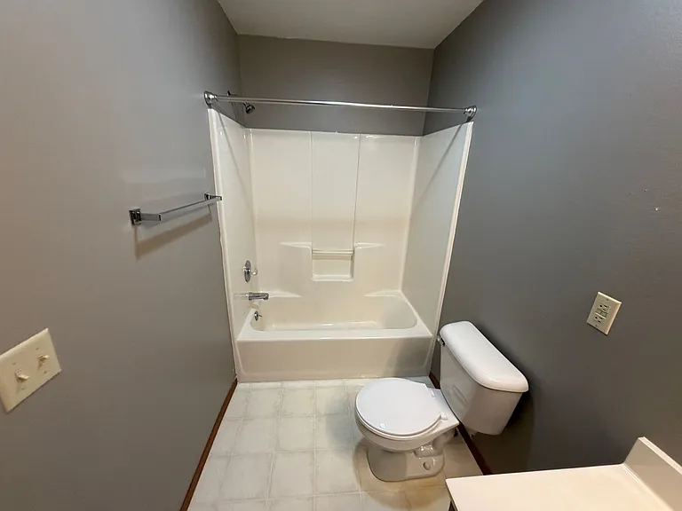514 Pheasant Dr — Photo 16