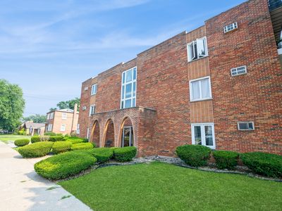 9721 S Cicero Ave APT 1A, Oak Lawn, IL, 60453