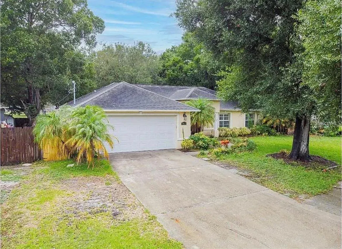 4 bed, 1890 sqft, $3,150 — Photo 1
