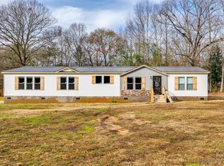2193 Catawba River Rd, Fort Lawn, SC 29714