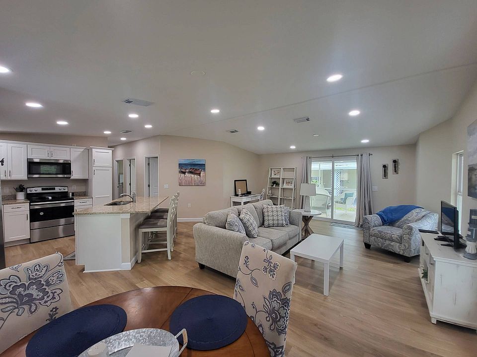 1st image of 5764 Axminster Dr #227